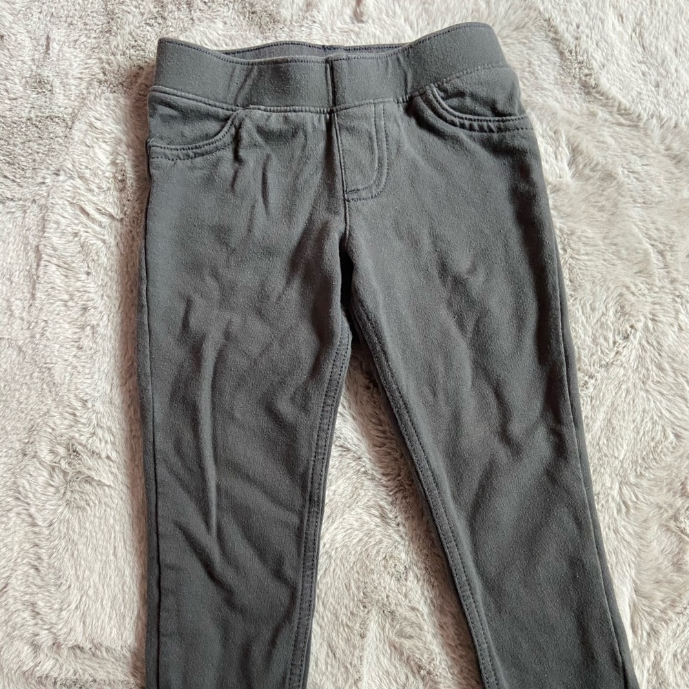 Kids pants size 3T